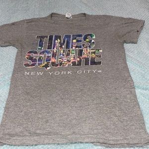 Delta Pro Weight NYC graphic tee shirt (S)